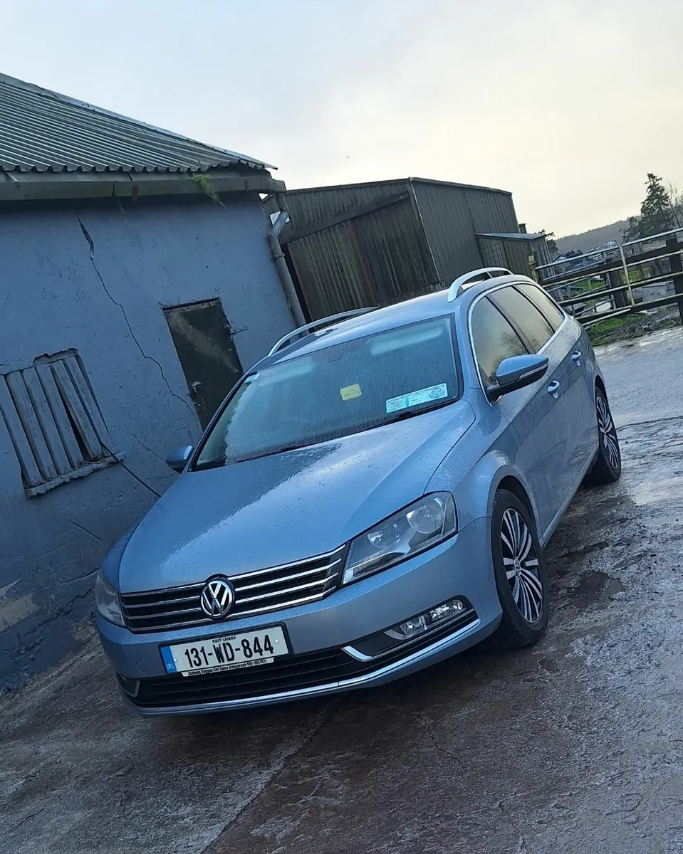 Volkswagen Passat 2013 - Image 1