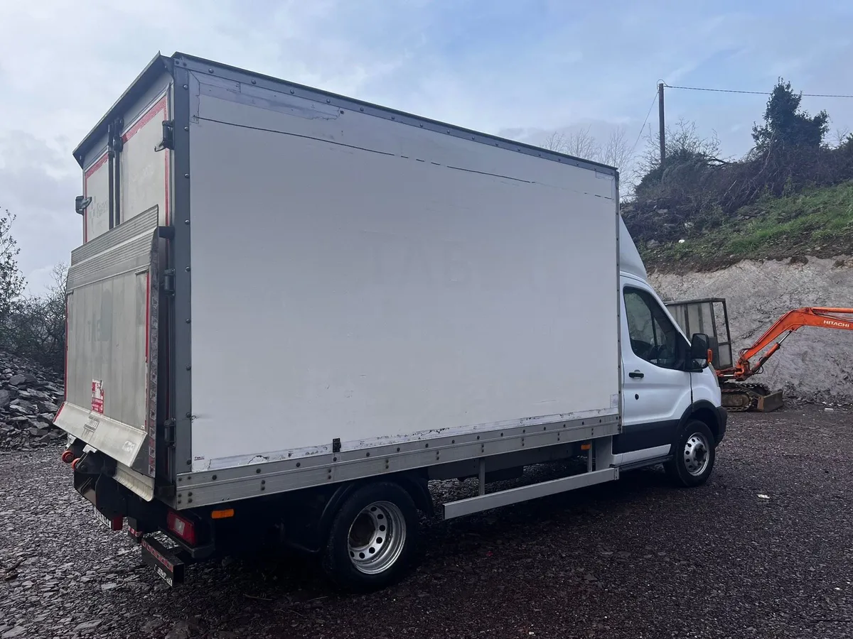 Ford transit Luton - Image 2