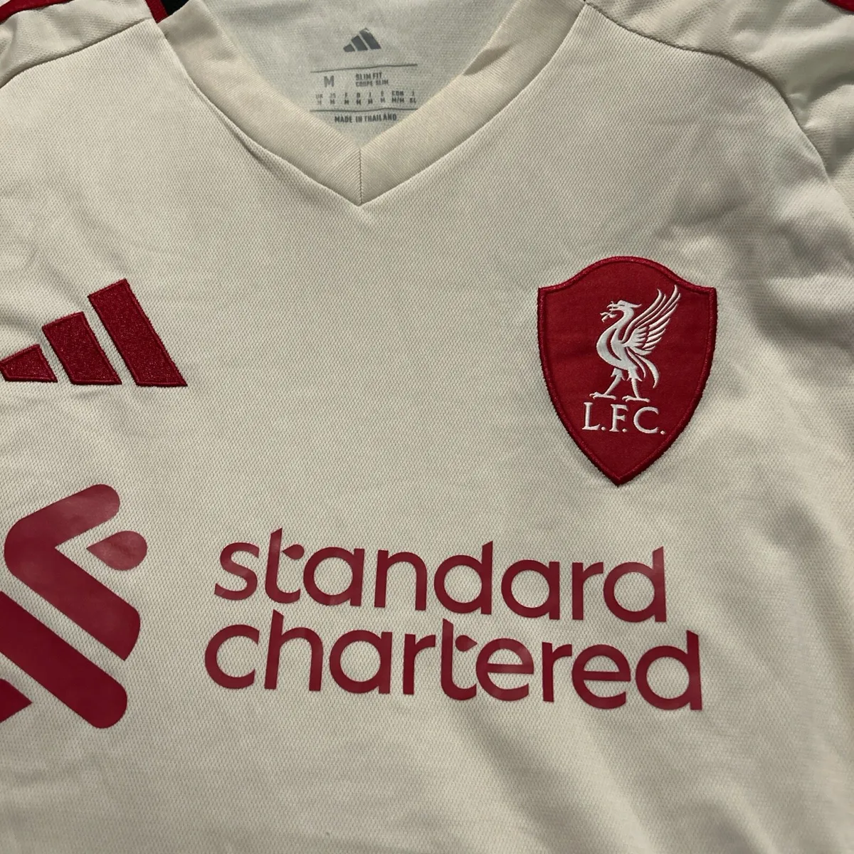 Liverpool third jersey 25/26 - Image 4