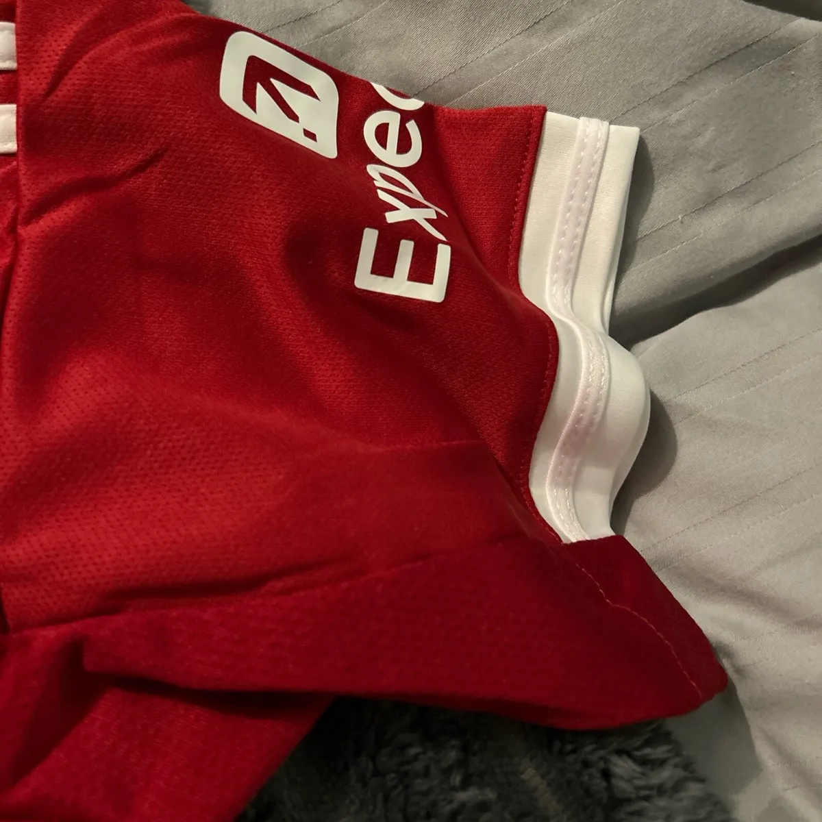 Liverpool 25/26 home jersey M - Image 2