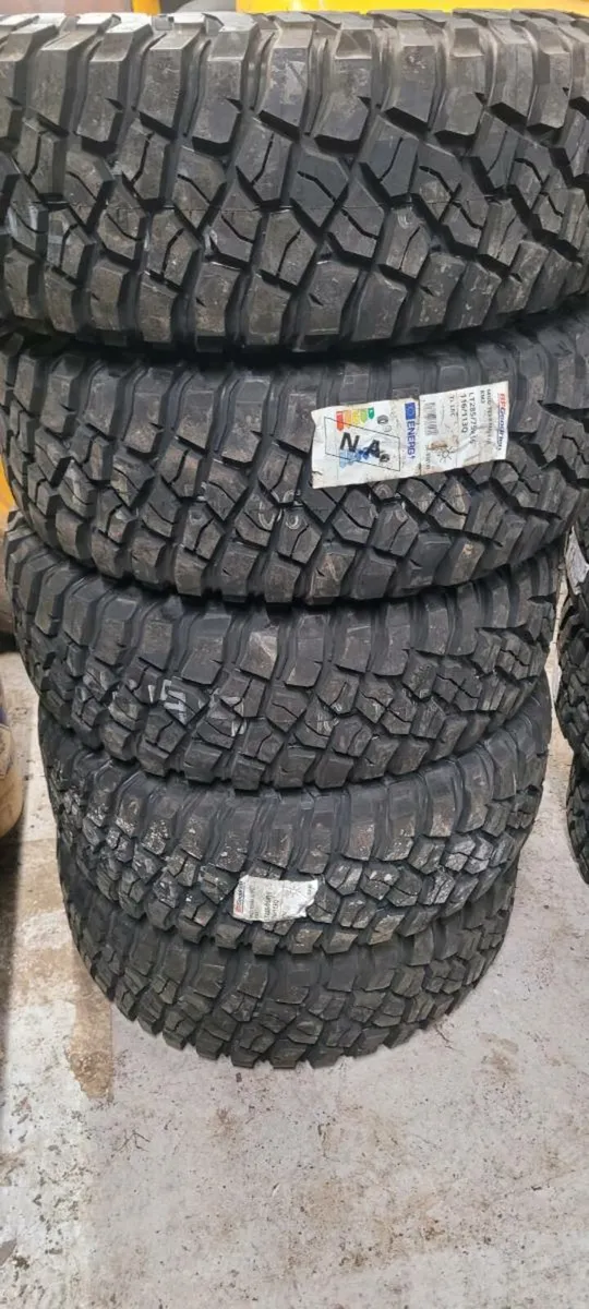 5x Bf Goodrich mud terrain tyres - Image 1