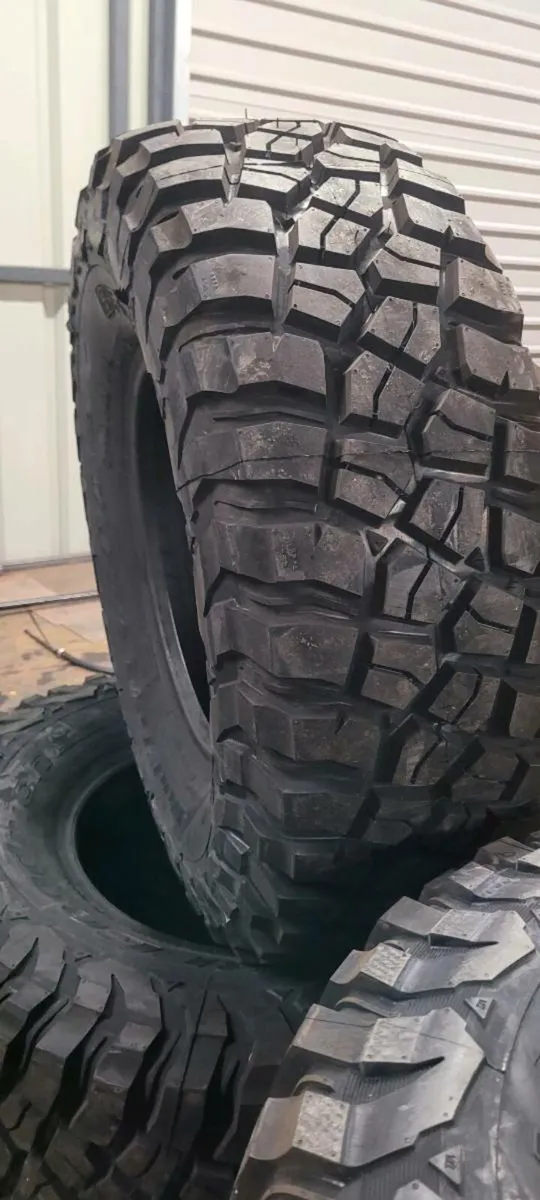 5x Bf Goodrich mud terrain tyres - Image 4