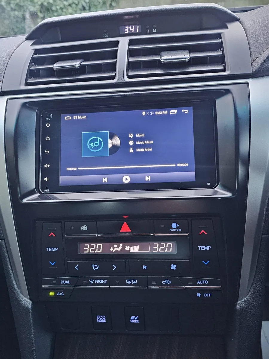 Toyota Camry 2016 automatic hybrid €10900 - Image 2