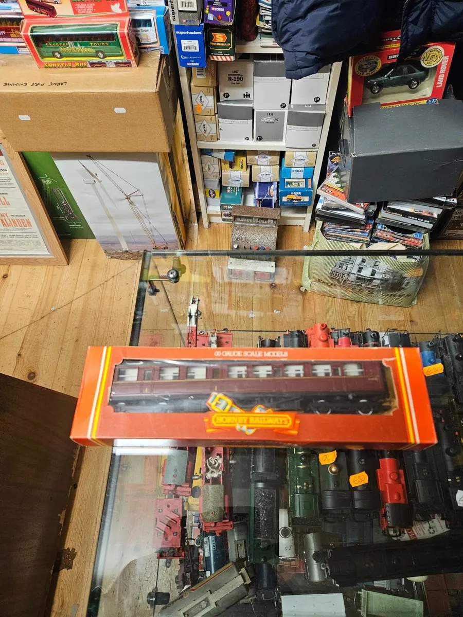 Hornby OO Gauge Carraige