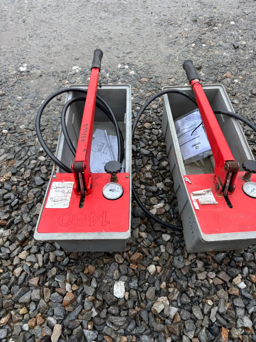 Makita AVR breaker & Water Pressure Testing Kit - Image 3