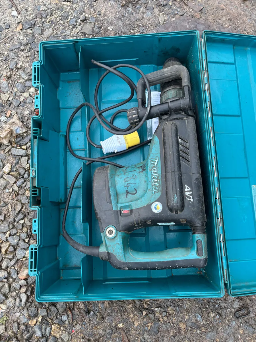 Makita AVR breaker & Water Pressure Testing Kit - Image 2