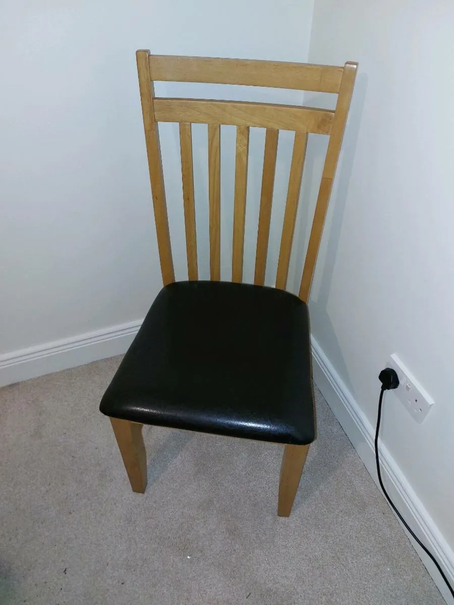 Dining Table and six chairs - Image 1
