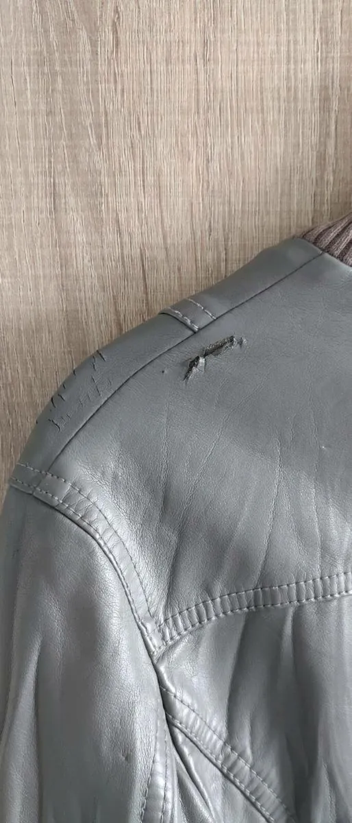 leather look jacket size UK 8 - Image 3