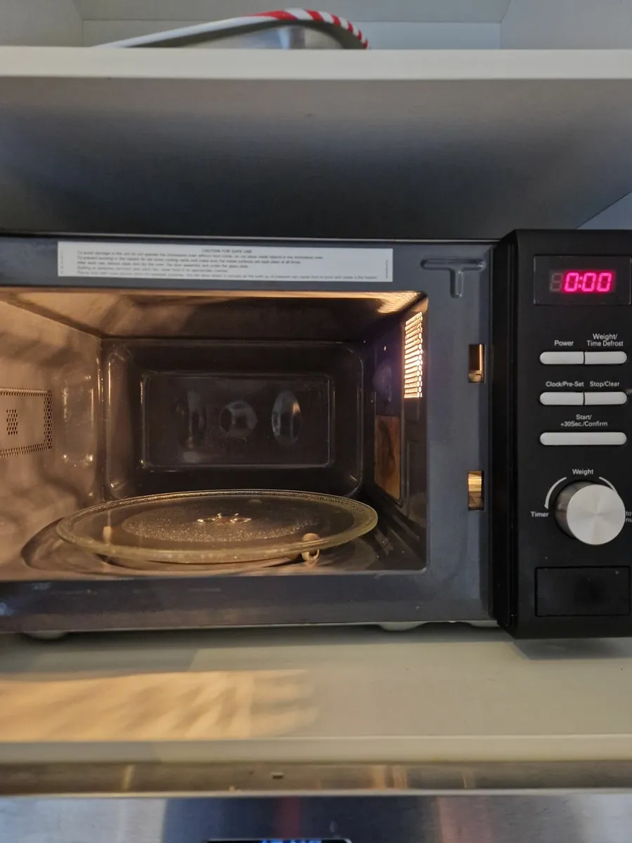 Microwave - Image 2