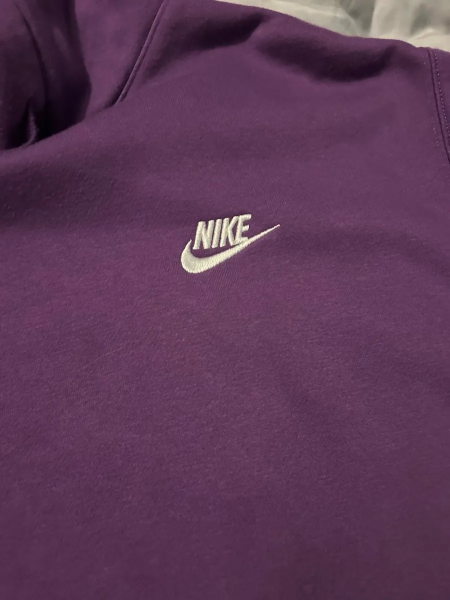Nike purple hoodie - Image 3