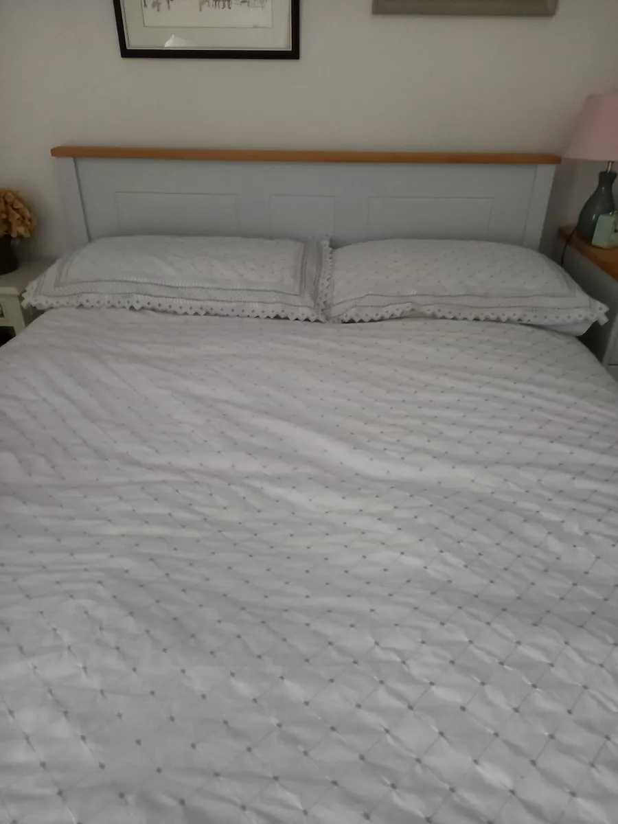 Double Bed base and headboard - Image 1