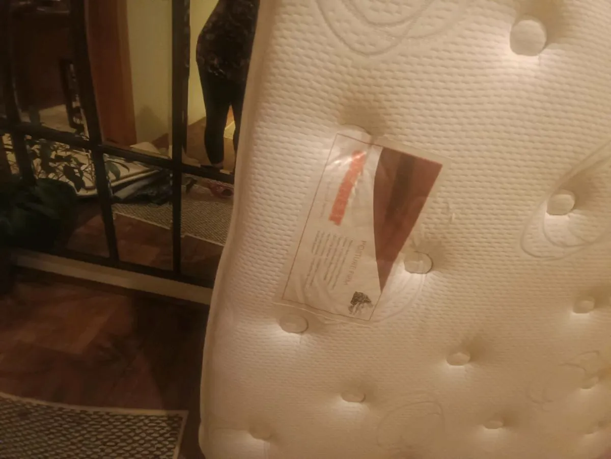 Mattress 5ft like new , ODEAREST - Image 2