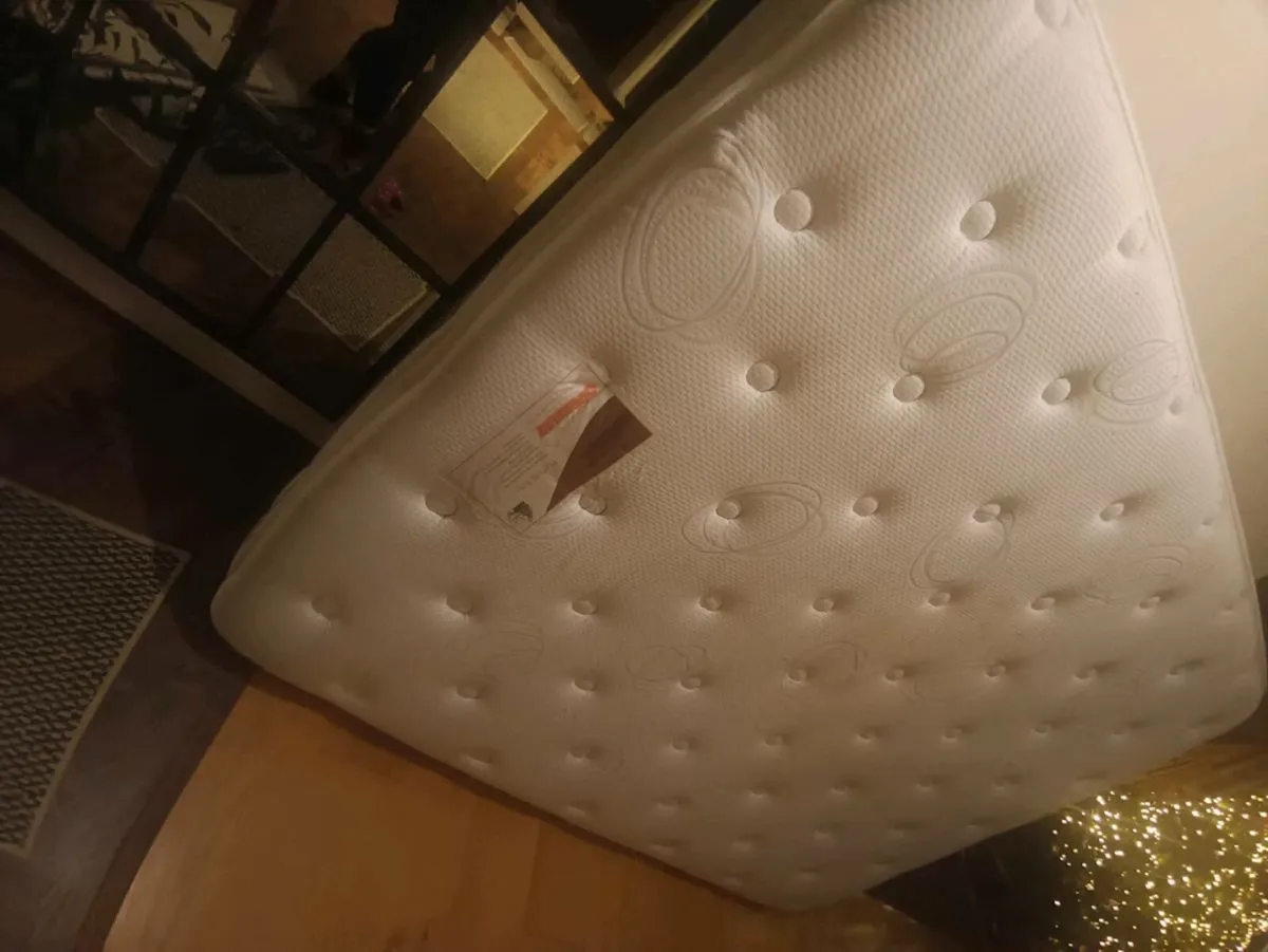 Mattress 5ft like new , ODEAREST - Image 3