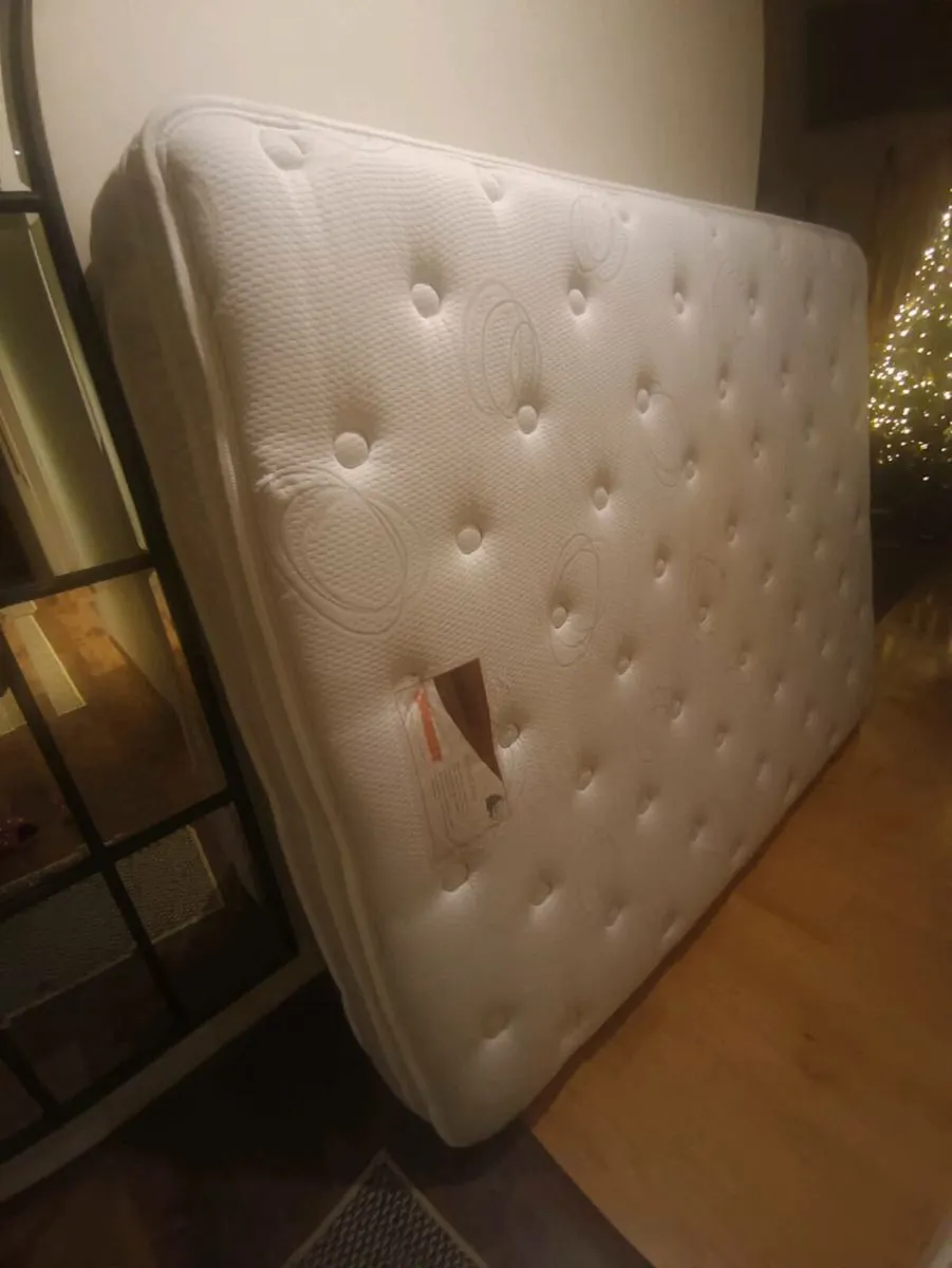 Mattress 5ft like new , ODEAREST - Image 4