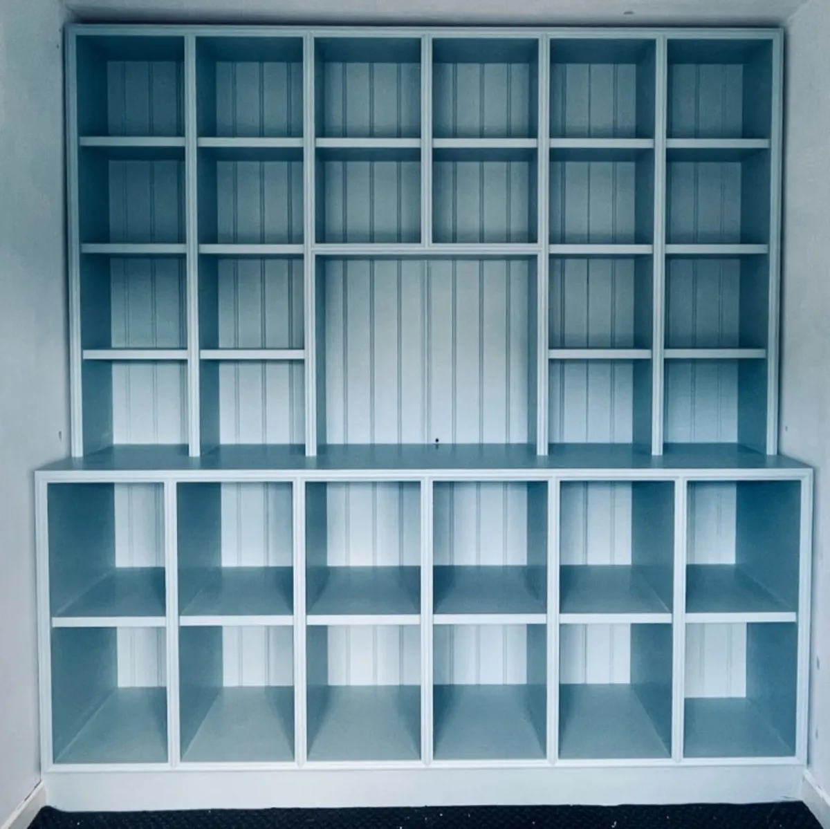 House Painter available - Image 1