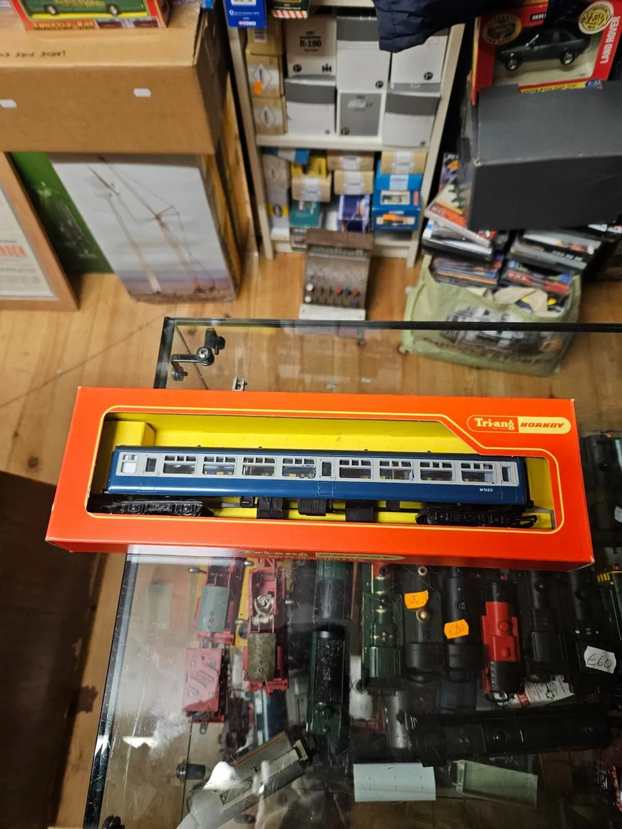 Hornby OO Gauge Carraige