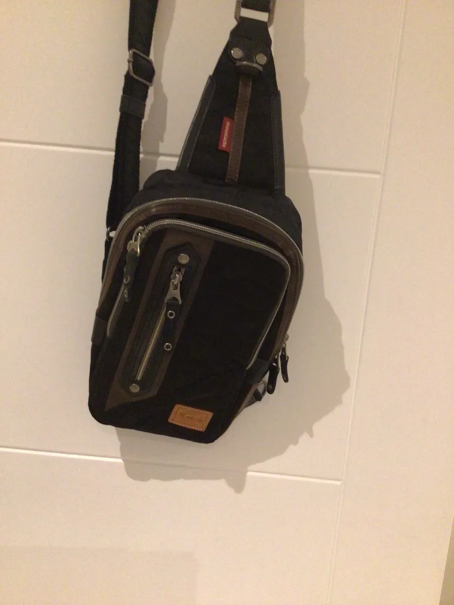 Mens Crossover Bag - Image 2