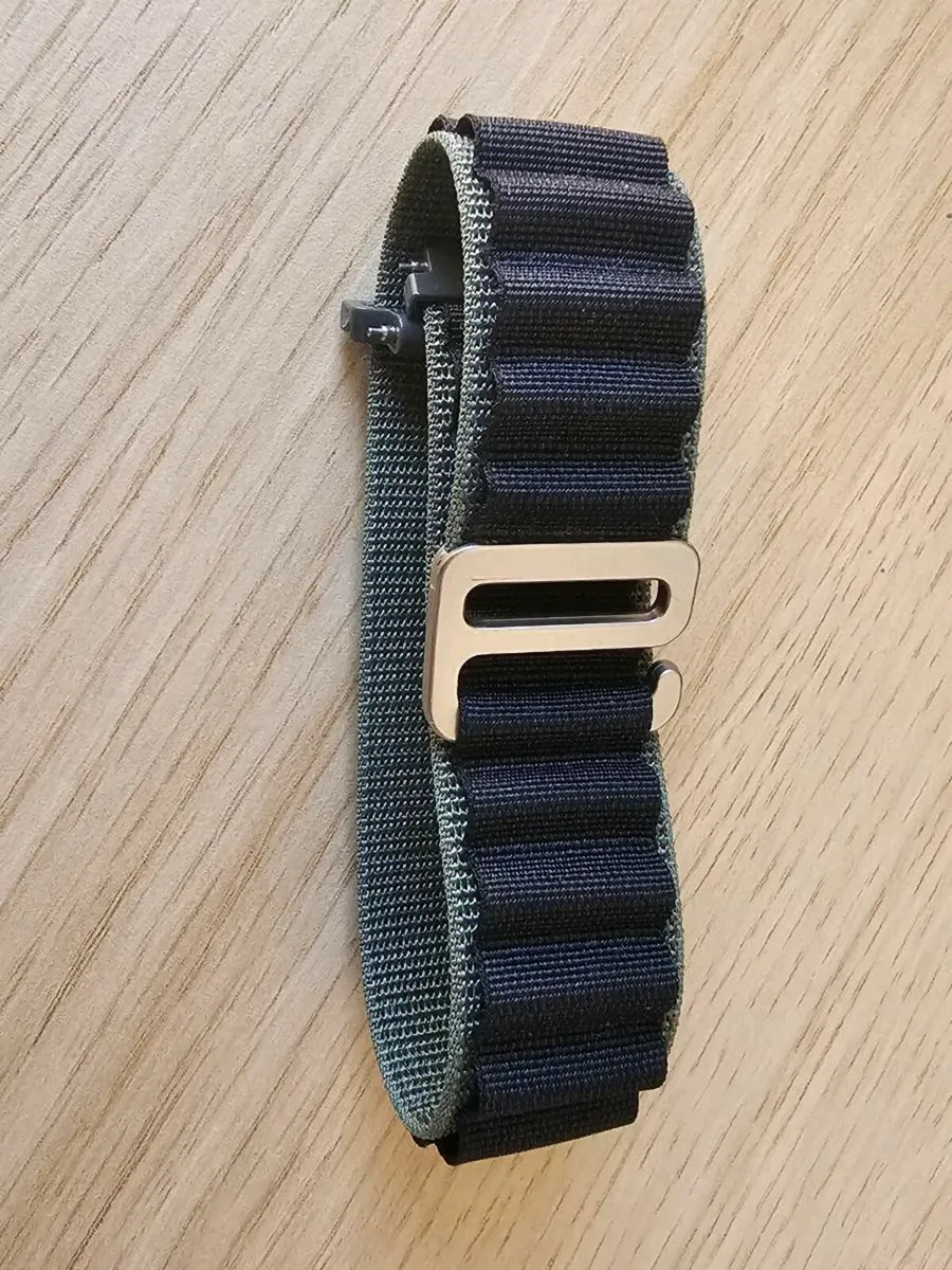 Alpine loop nylon watch strap 20mm - Image 2