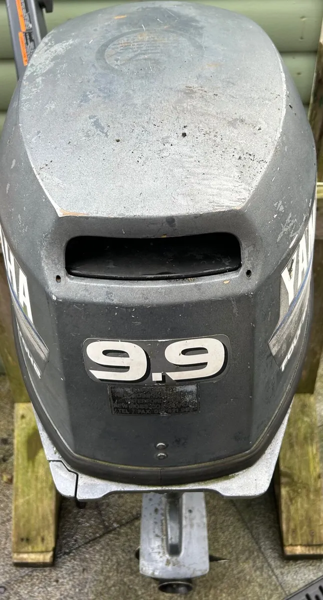 9.9 Yamaha 4 stroke - Image 1