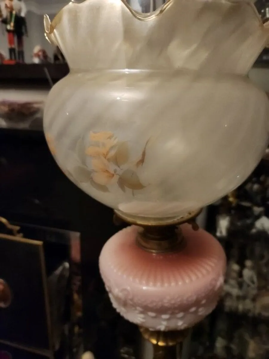 early Victorian twin burner lamp . working.  Polished - Image 3