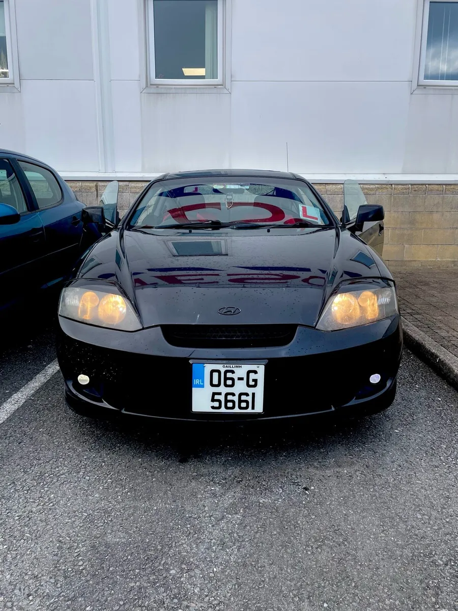 Hyundai coupe 1.6L petrol - Image 2
