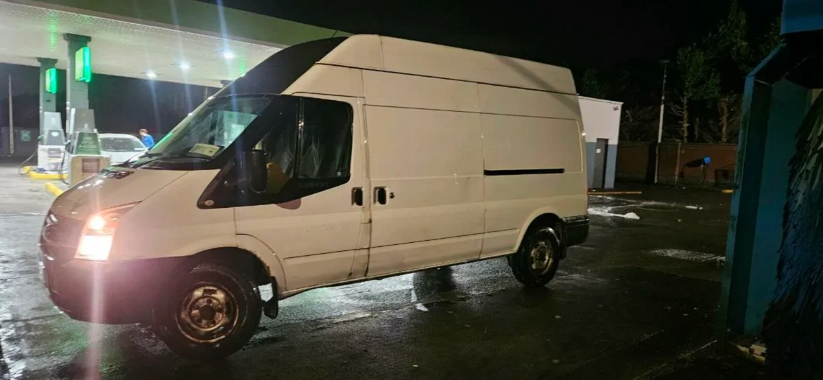 Ford transit - Image 2