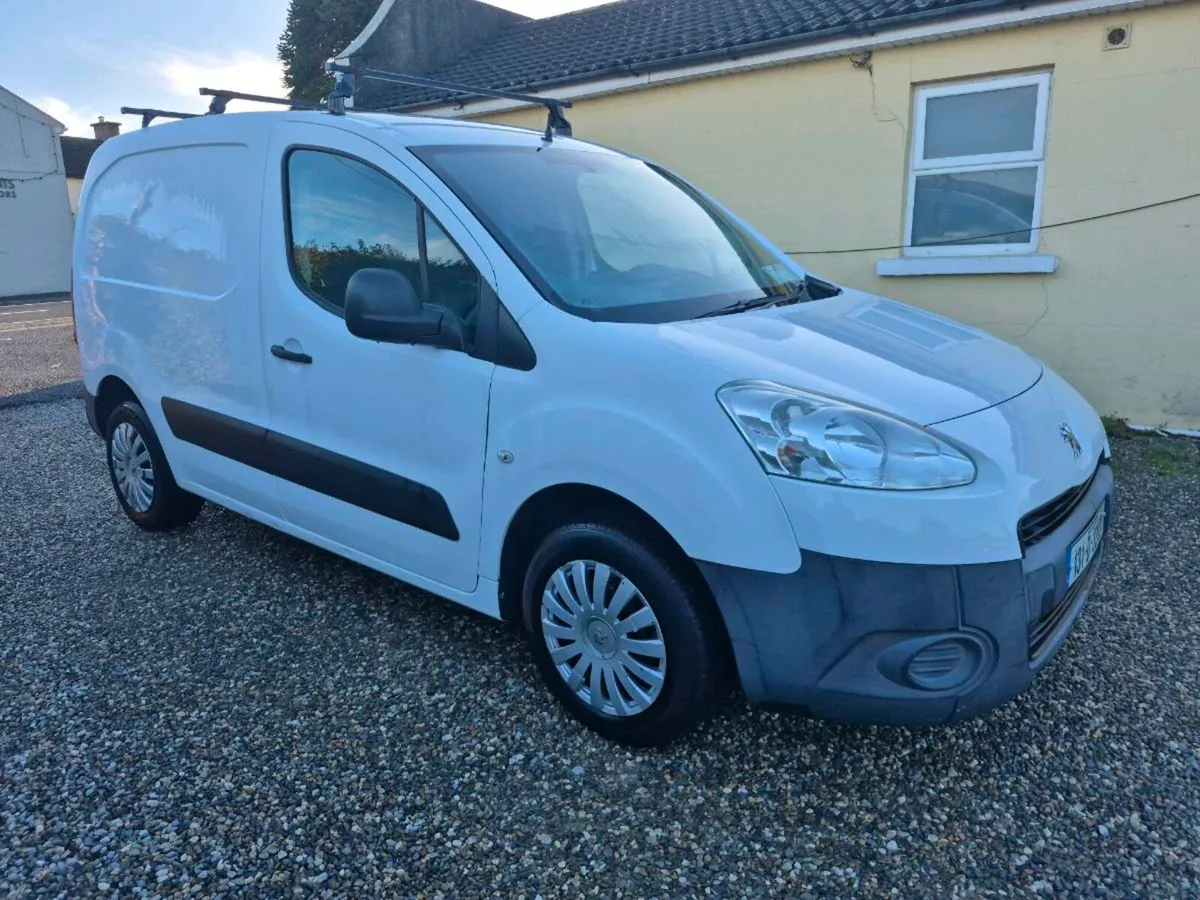 PEUGEOT PARTNER**3 SEATER**VERY CLEAN VAN** - Image 2