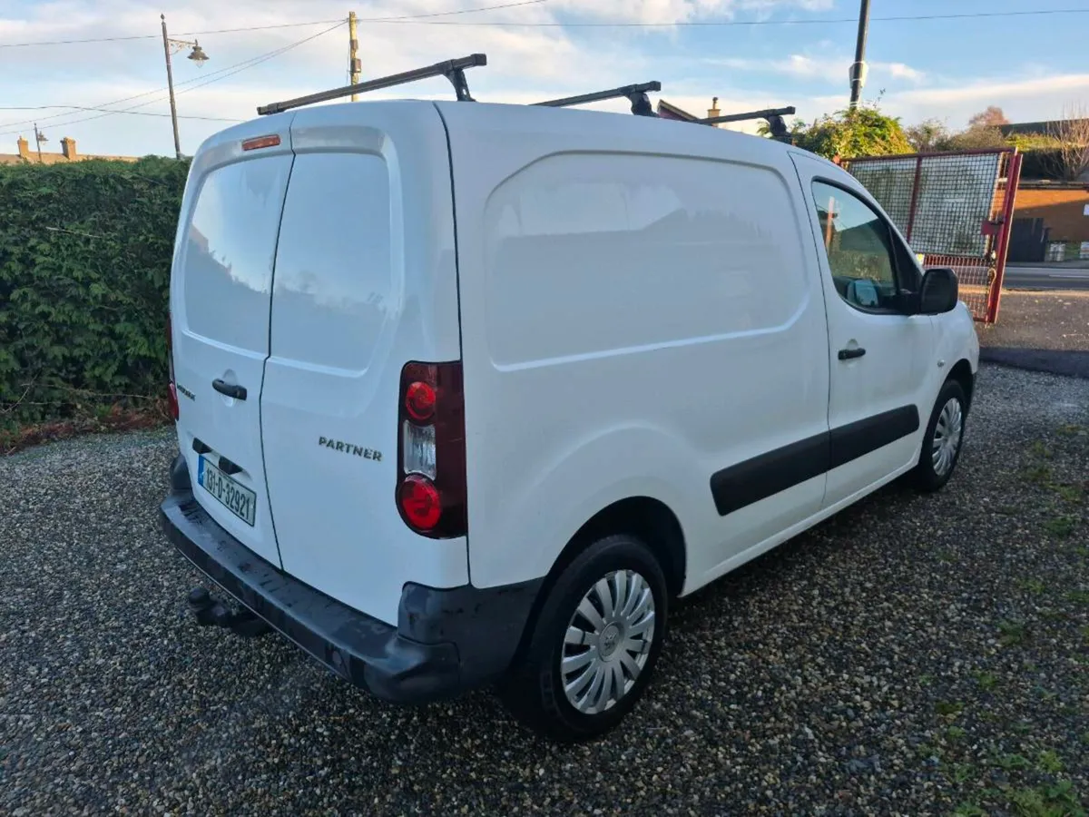 PEUGEOT PARTNER**3 SEATER**VERY CLEAN VAN** - Image 4