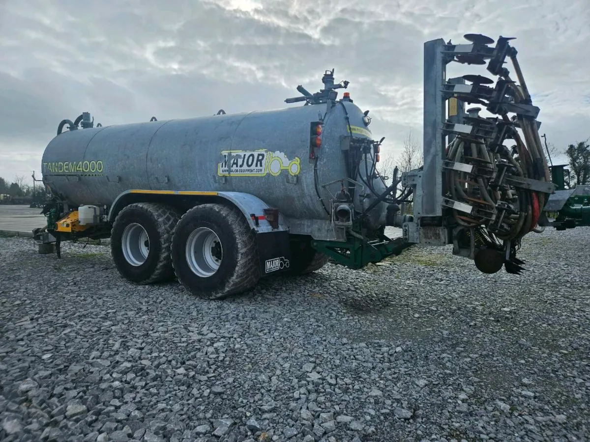 4000 gallon major tanker - Image 3