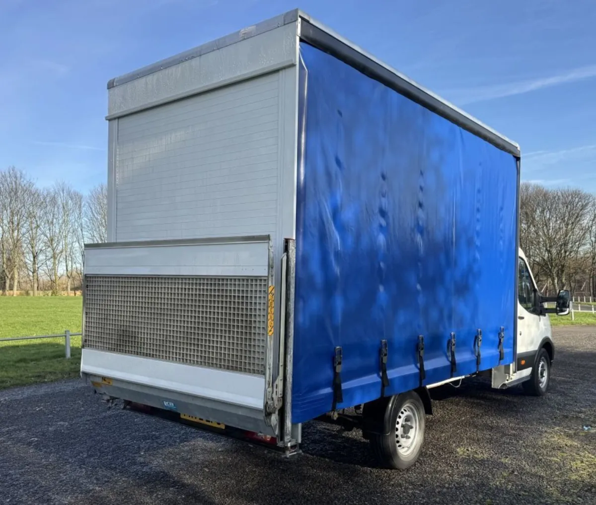 2022 FORD TRANSIT 2.0 350 Leader 4.2m Curtainside - Image 2