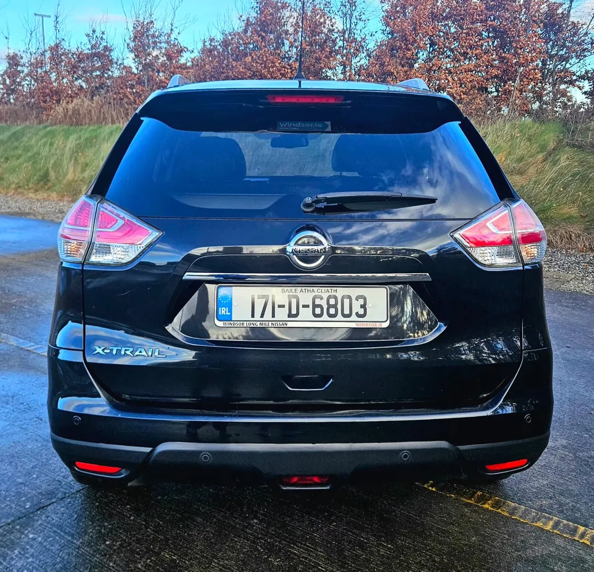 Nissan X-Trail 2017 Top spec SVE (DEPOSIT TAKEN) - Image 2