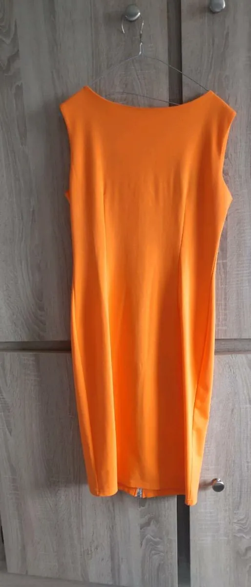 quality orange Eva longoria style dress size sm - Image 1
