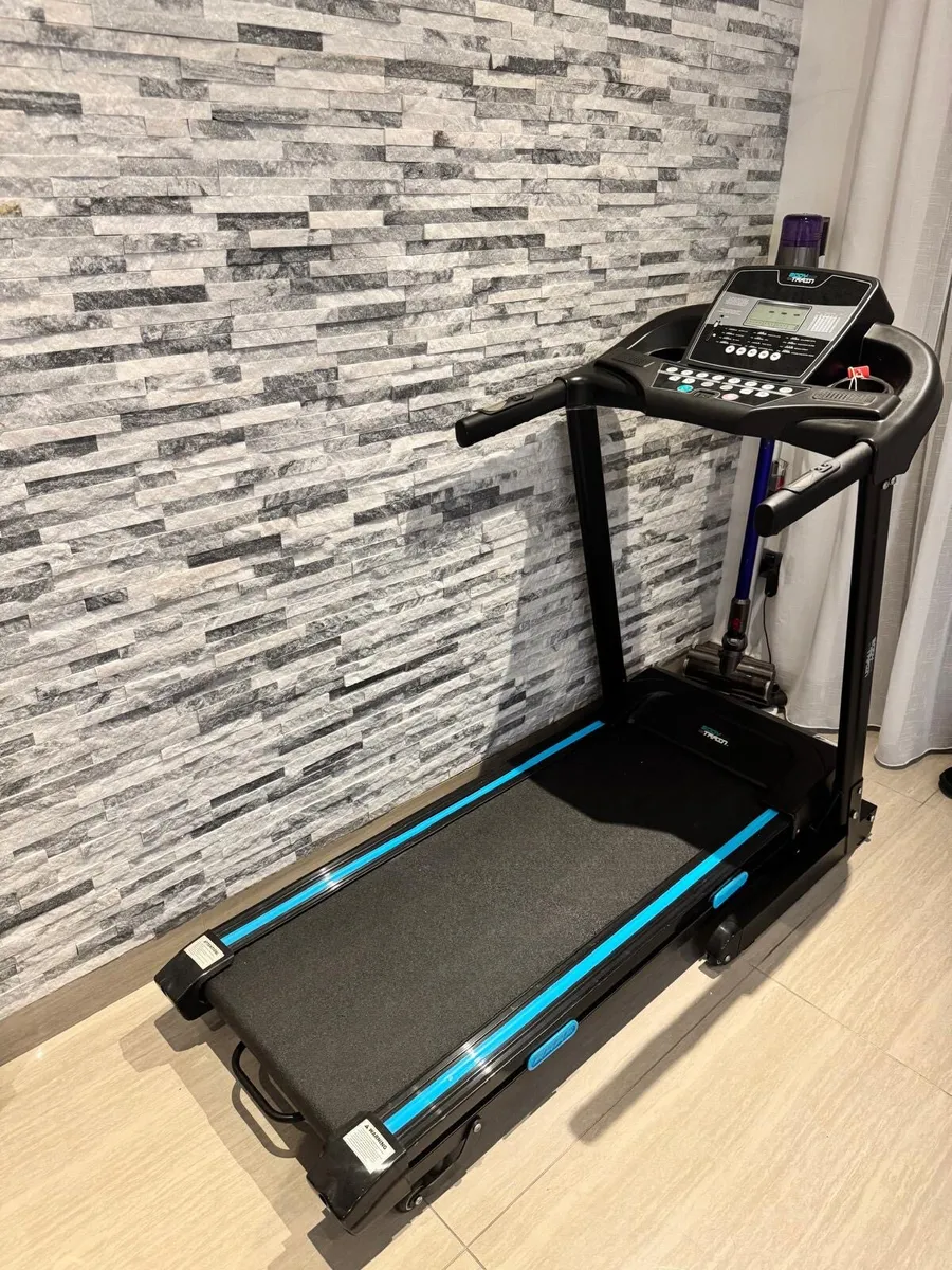 Body Train - Image 3