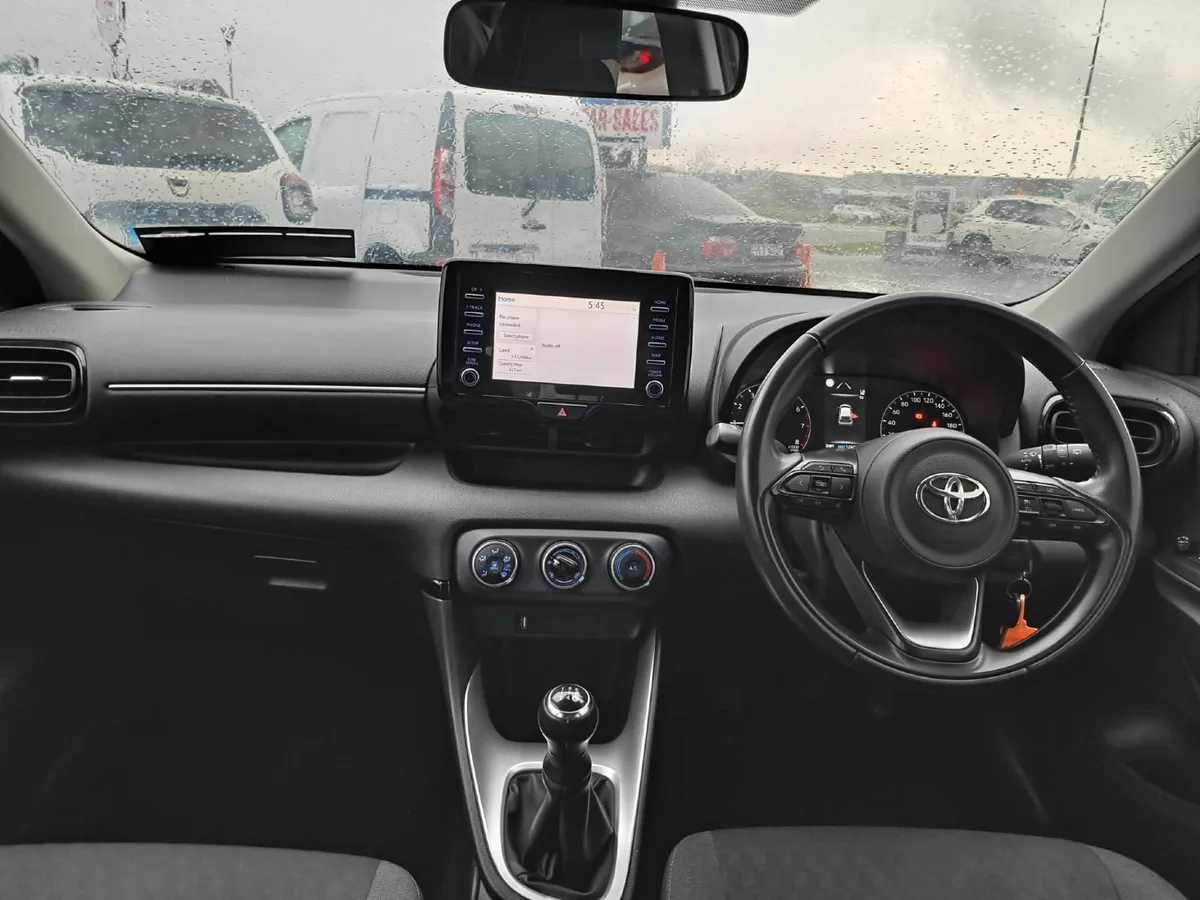 Toyota Yaris 2022 1.0 Petrol New Nct 12/27 Tax 26 - Image 2