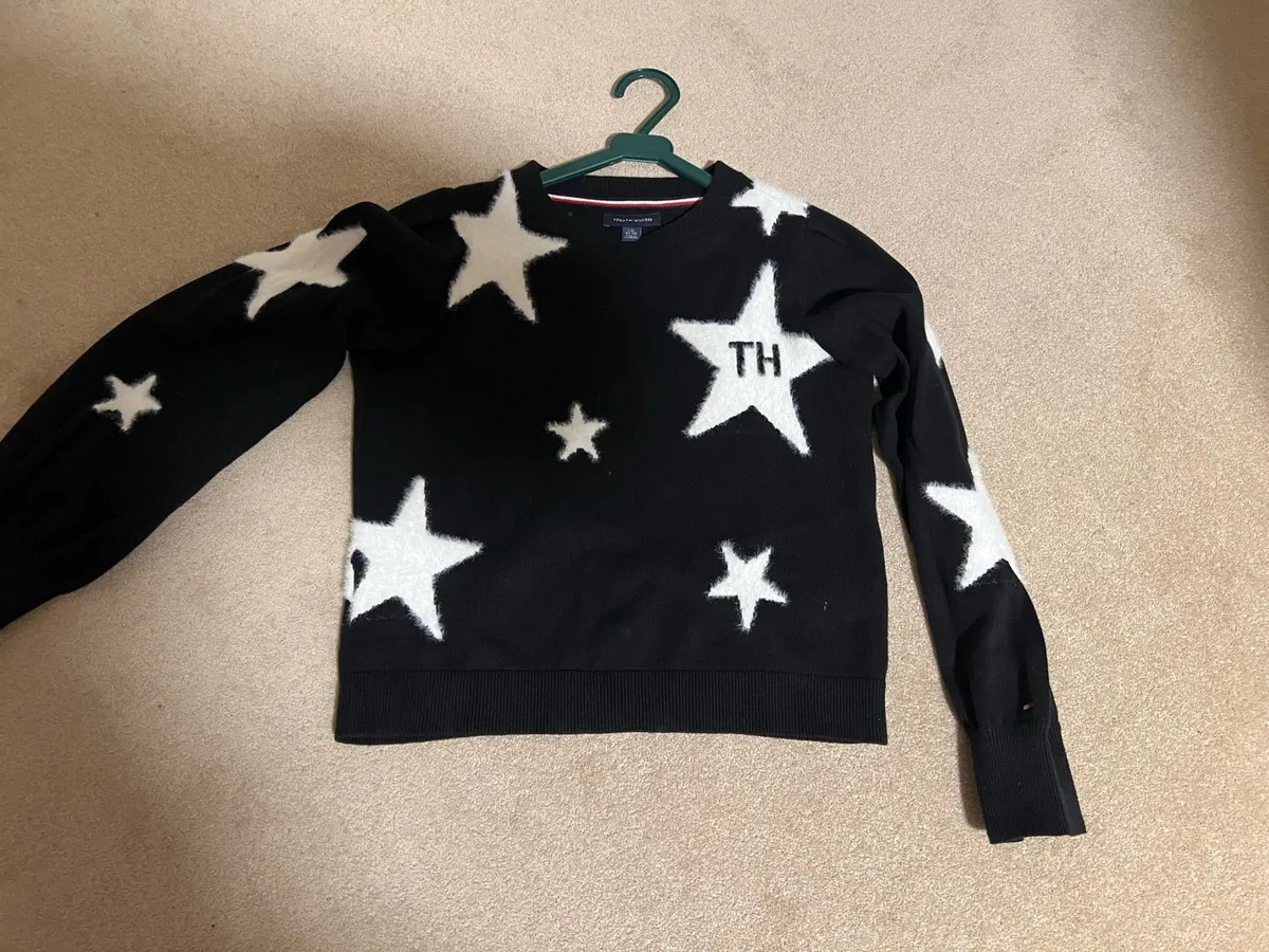 Tommy Hilfiger girls Xmas jumper age 12 - Image 2