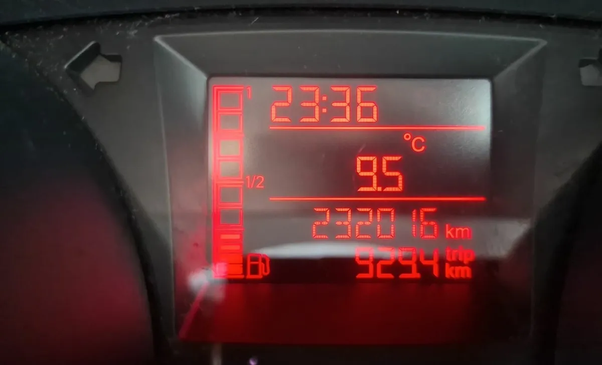 SEAT Ibiza 2011 - Image 2