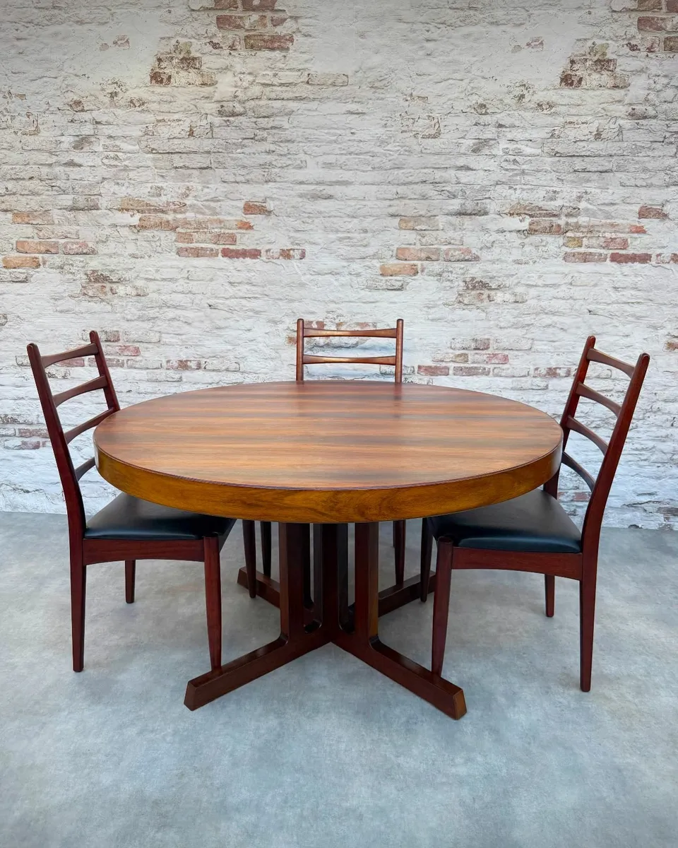 Mid-Century Rosewood Dining Table - Image 1