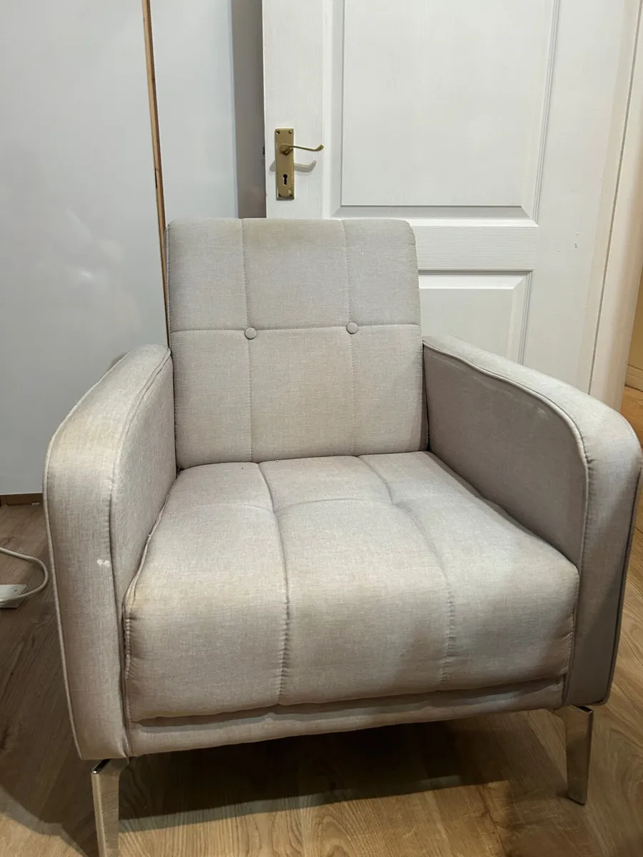 Armchair - Image 1