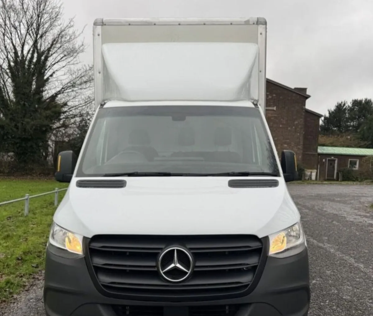 2020 MERCEDES-BENZ SPRINTER Curtainside Tail Lift - Image 3