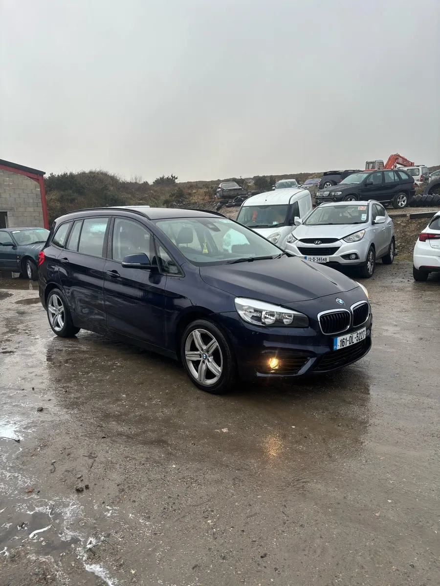 161 bmw 2 series 7 seater - Image 2