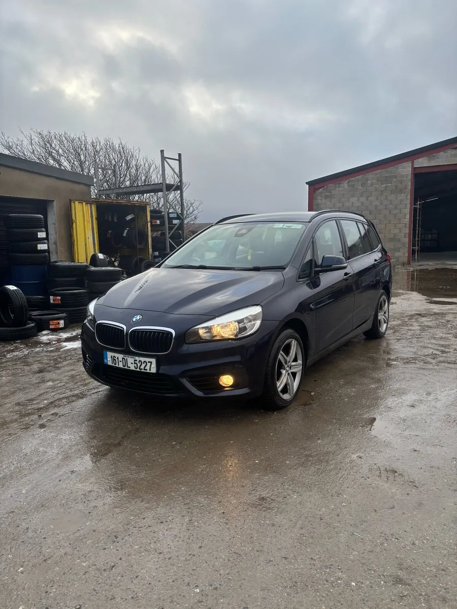 161 bmw 2 series 7 seater - Image 3