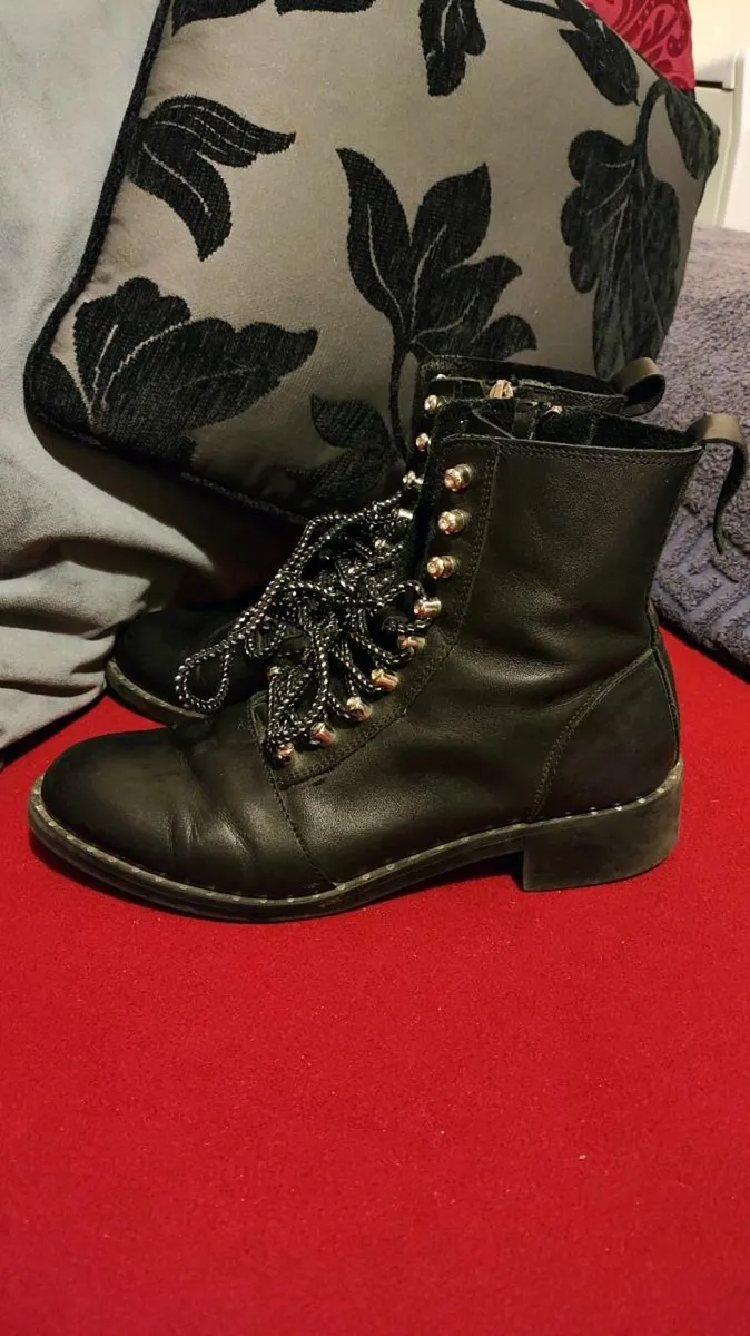 🖤 Zara Trafaluc Black Leather Combat Boots – Size - Image 4