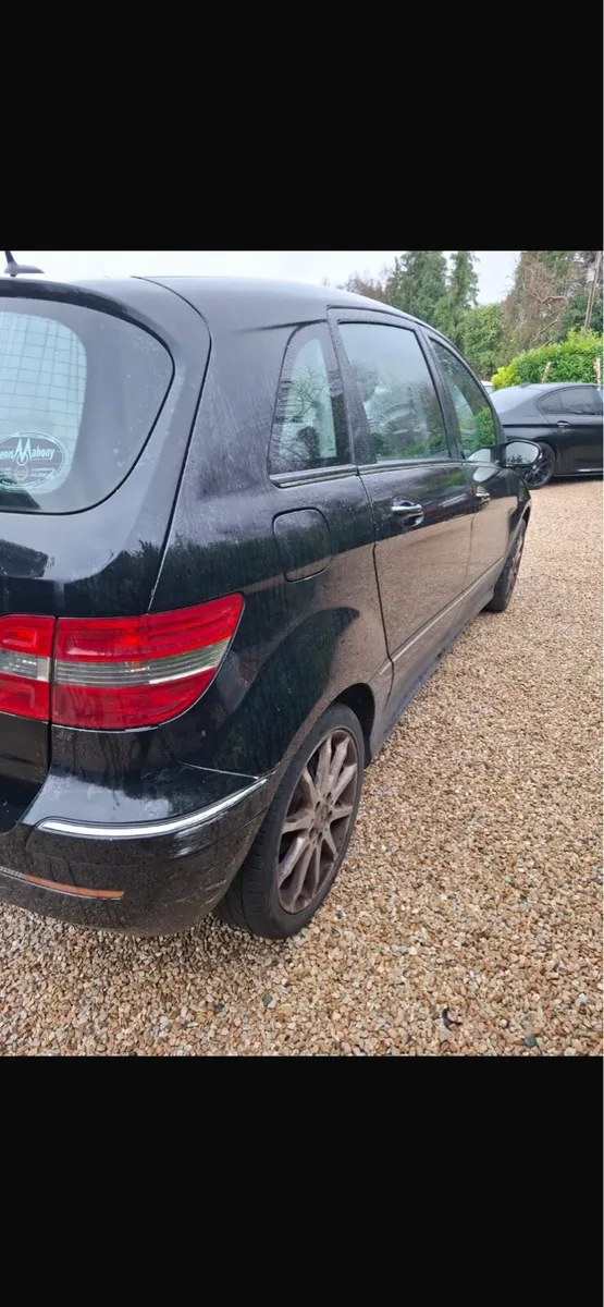 Mercedes Benz B Class - Image 4