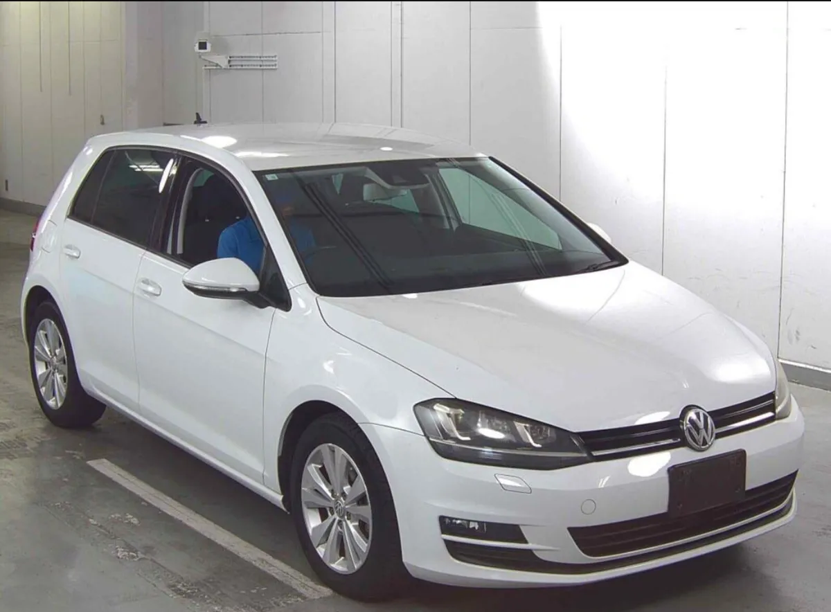 VW GOLF 2016 (162) 1.2 Petrol - Automatic - Image 1
