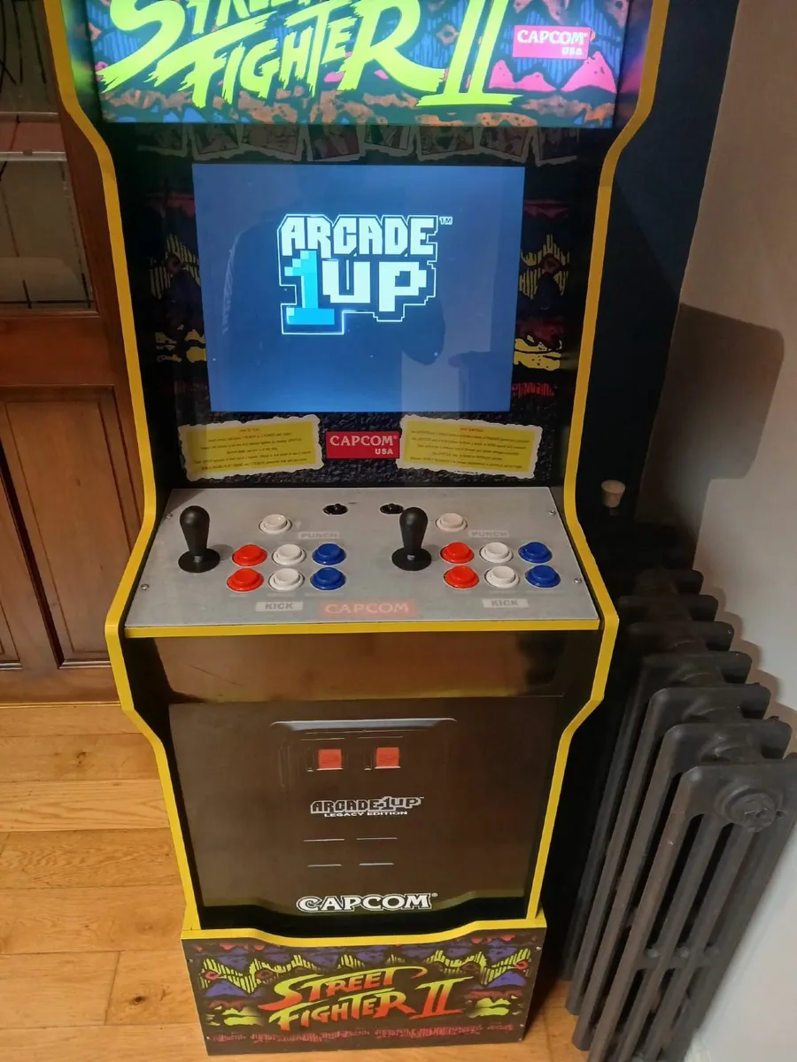 Street fighter arcade game - Image 1