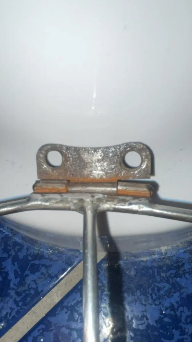 Oldstyle Wide hinge Cleere guard hurling - Image 1