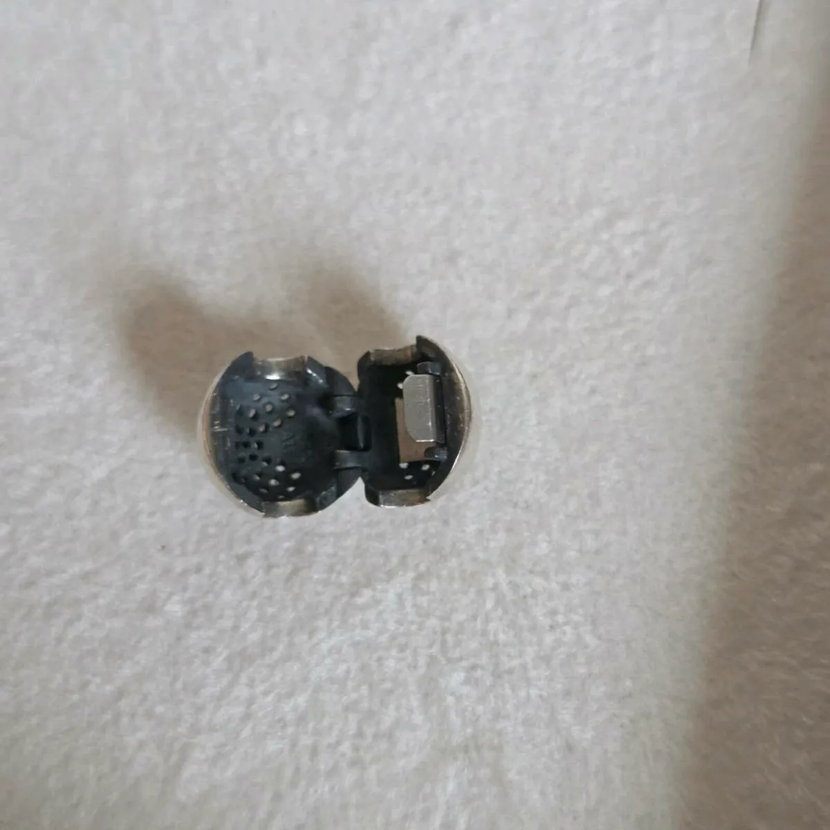 Pandora Mickey sparkly charm clip perfect conditio - Image 4