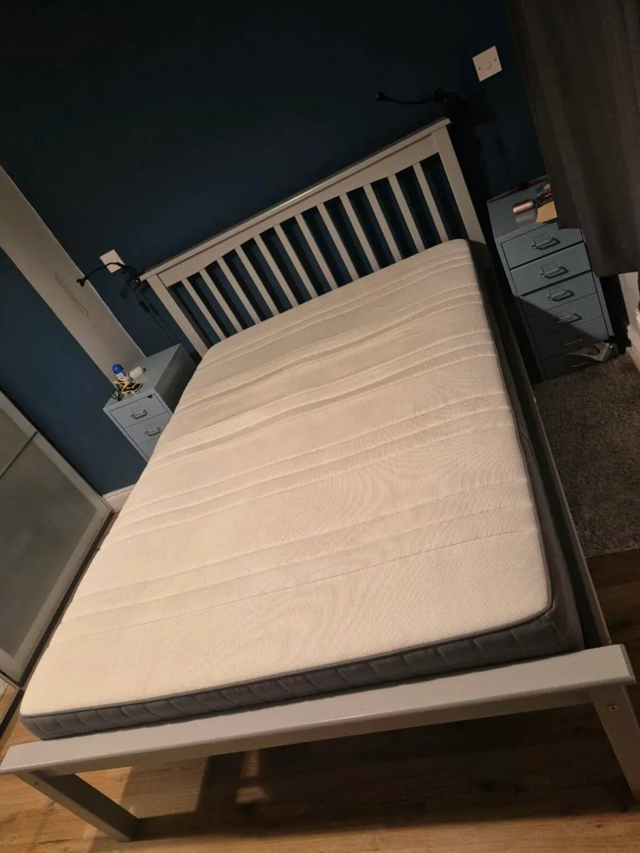 Double bed frame and mattress - Image 4