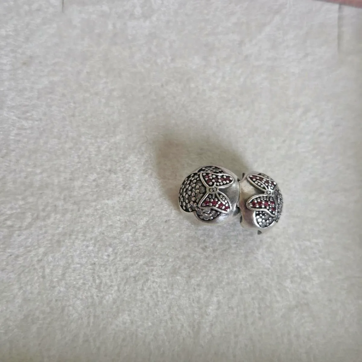 Pandora Minnie sparkly charm clip perfect conditio - Image 1