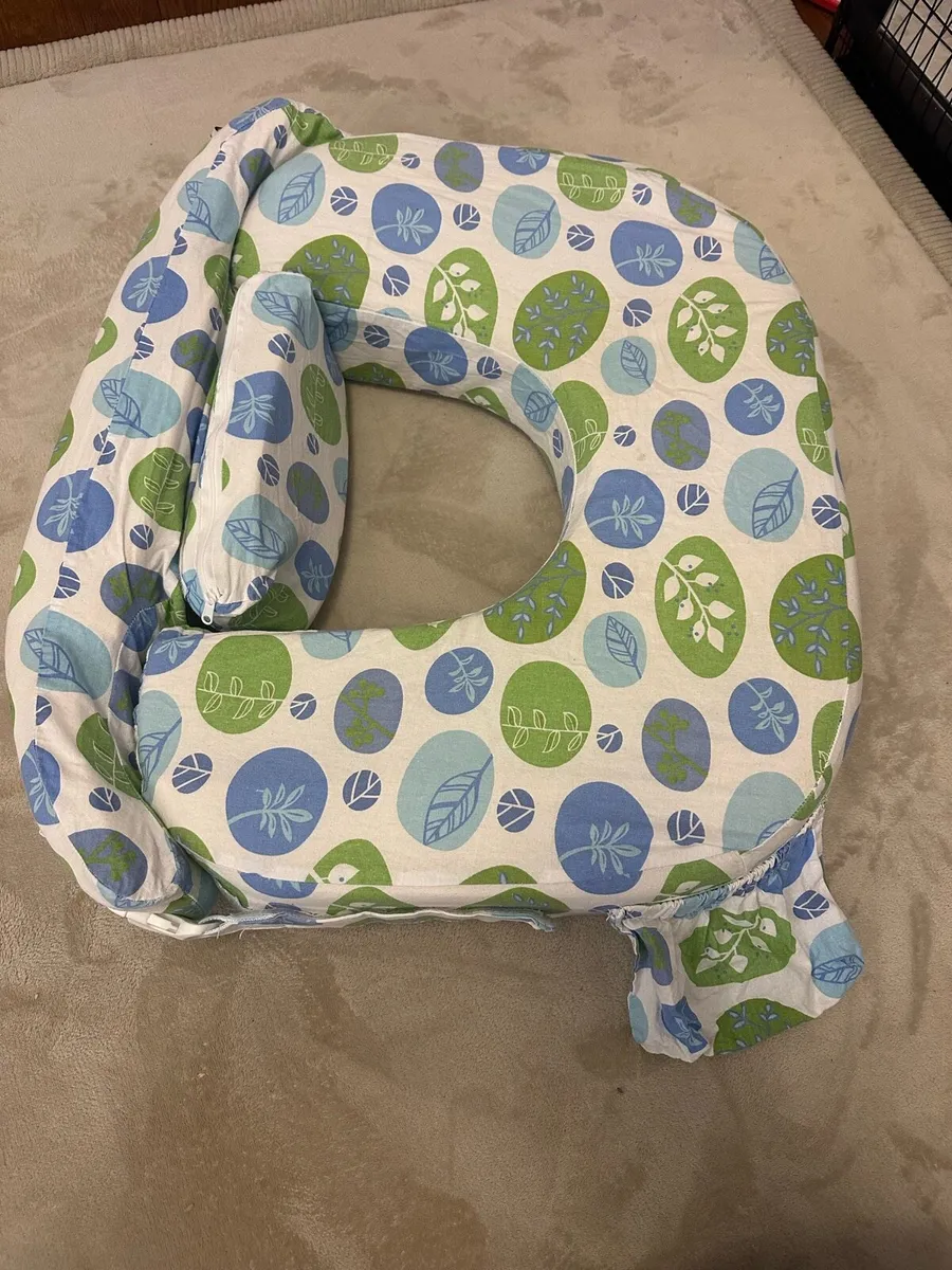 My Brest Friend Twin Nursing Pillow - Image 2
